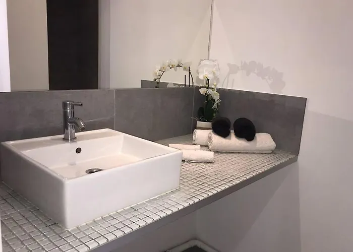 Apartament Cocooning A 50 M Du Port, Classe 1 Etoile *